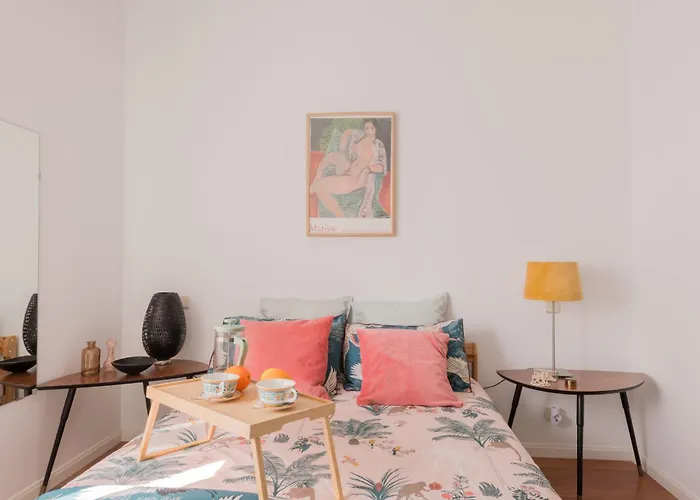 Cozy And Stylish Room With Natural Light And Vibrant Decor